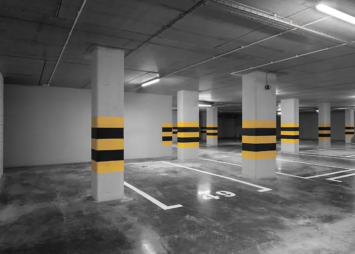 New #madalinskiego57 - Center, New Bulding, 2 Bedrooms, 2x Double Beds And A Fold-out Sofa, Separate Kitchen, Air Conditioning, Balcony, Underground Parking, Self Check In 24h, Internet, Netflix, Coffee Machine, Washing Machine,1 Km To The Railw Apartment Breslau