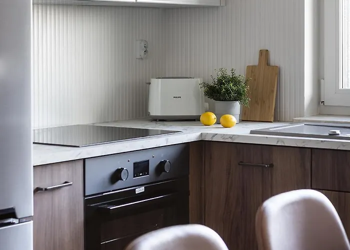 New #madalinskiego57 - Center, New Bulding, 2 Bedrooms, 2x Double Beds And A Fold-out Sofa, Separate Kitchen, Air Conditioning, Balcony, Underground Parking, Self Check In 24h, Internet, Netflix, Coffee Machine, Washing Machine,1 Km To The Railw Apartment *