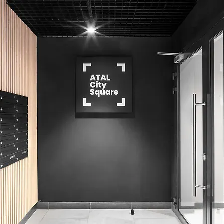 New #madalinskiego57 - Center, New Bulding, 2 Bedrooms, 2x Double Beds And A Fold-out Sofa, Separate Kitchen, Air Conditioning, Balcony, Underground Parking, Self Check In 24h, Internet, Netflix, Coffee Machine, Washing Machine,1 Km To The Railw Apartamento *