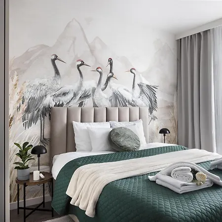 #Madalinskiego57 - City Center, New Bulding, 2 Bedrooms, 2X Double Beds And A Fold-Out Sofa, Separate Kitchen, Ac, Balcony, Free Underground Parking, Self Check In 24H, Internet, Netflix, Coffee Machine, Washing Machine,1Km To The Railway, For Non-Sm *